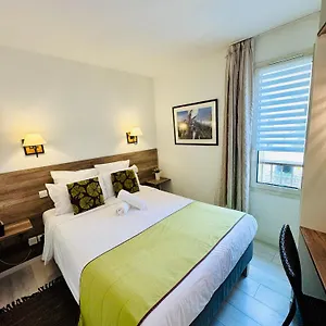 https://appartement-antibes-port.fr-provencehotel.com