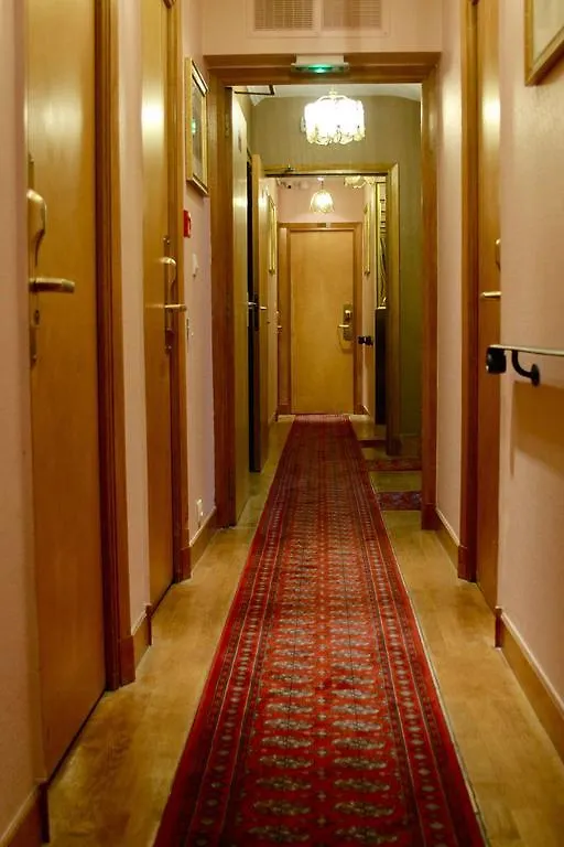 Grand Hotel Amelot Paris