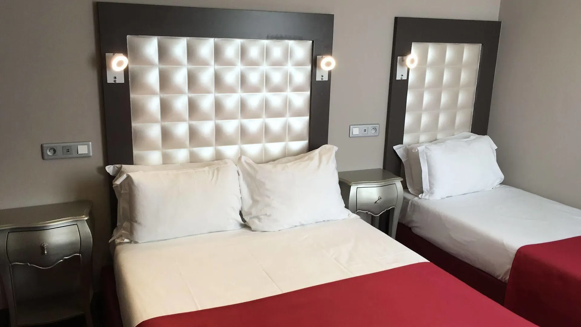 Grand Hotel Amelot Paris