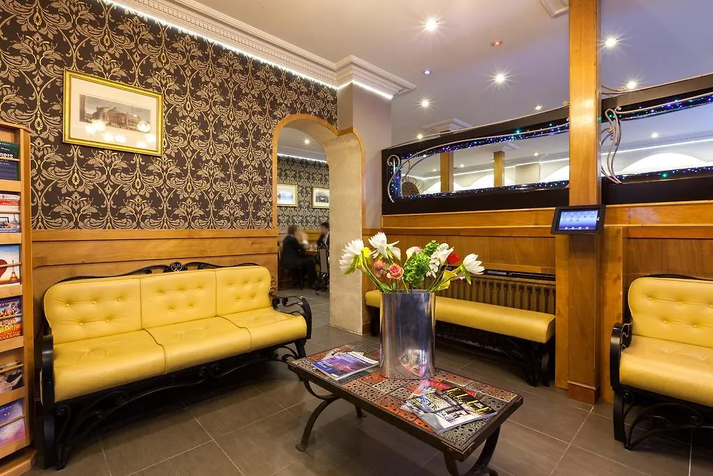 Grand Hotel Amelot Paris